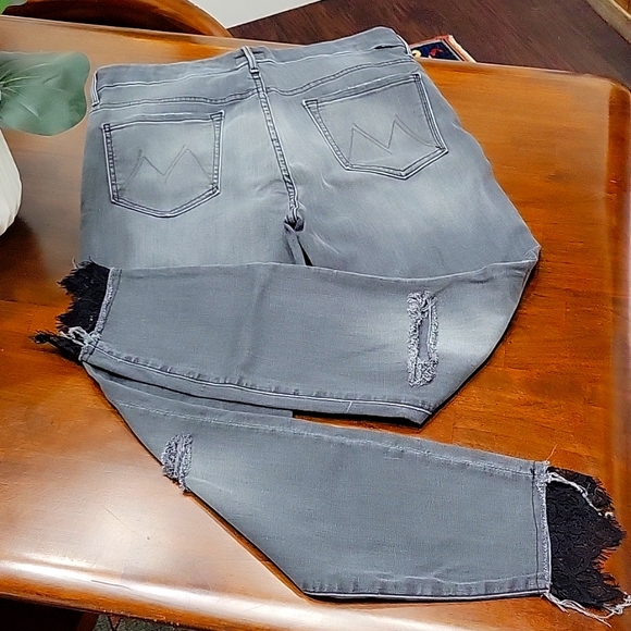 Mother High waisted Looker Dagger Ankle Fray Lace - Picture 3 of 10